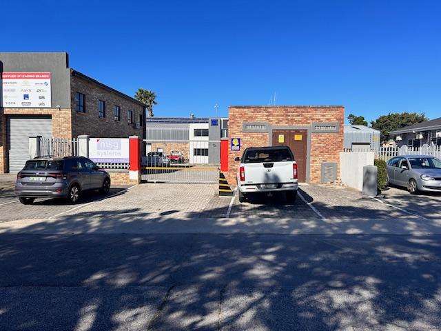 To Let commercial Property for Rent in Newton Park Eastern Cape